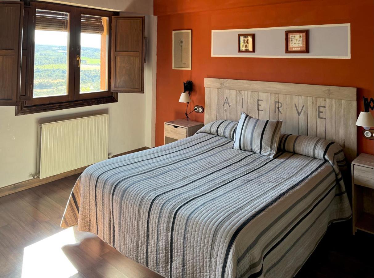 Hotel Rural Reina Berta Murillo de Gállego Εξωτερικό φωτογραφία